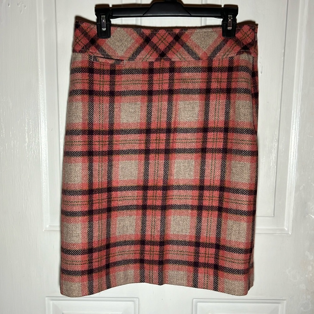 L.L. Bean NWOT Wool Favorite Fit Plaid Skirt size 6